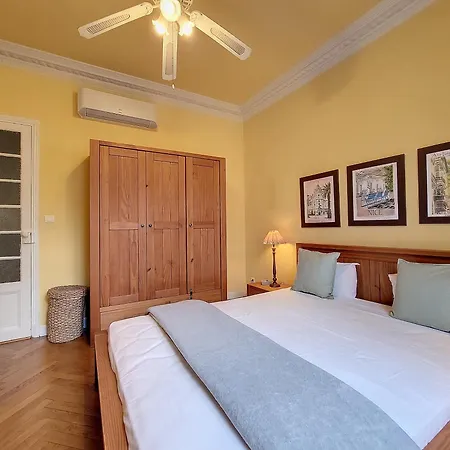Nestor&jeeves - Provencal - - Near Nice