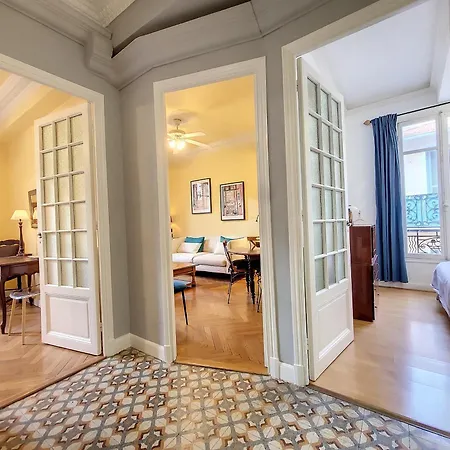 Nestor&jeeves - Provencal - - Near Νίκαια